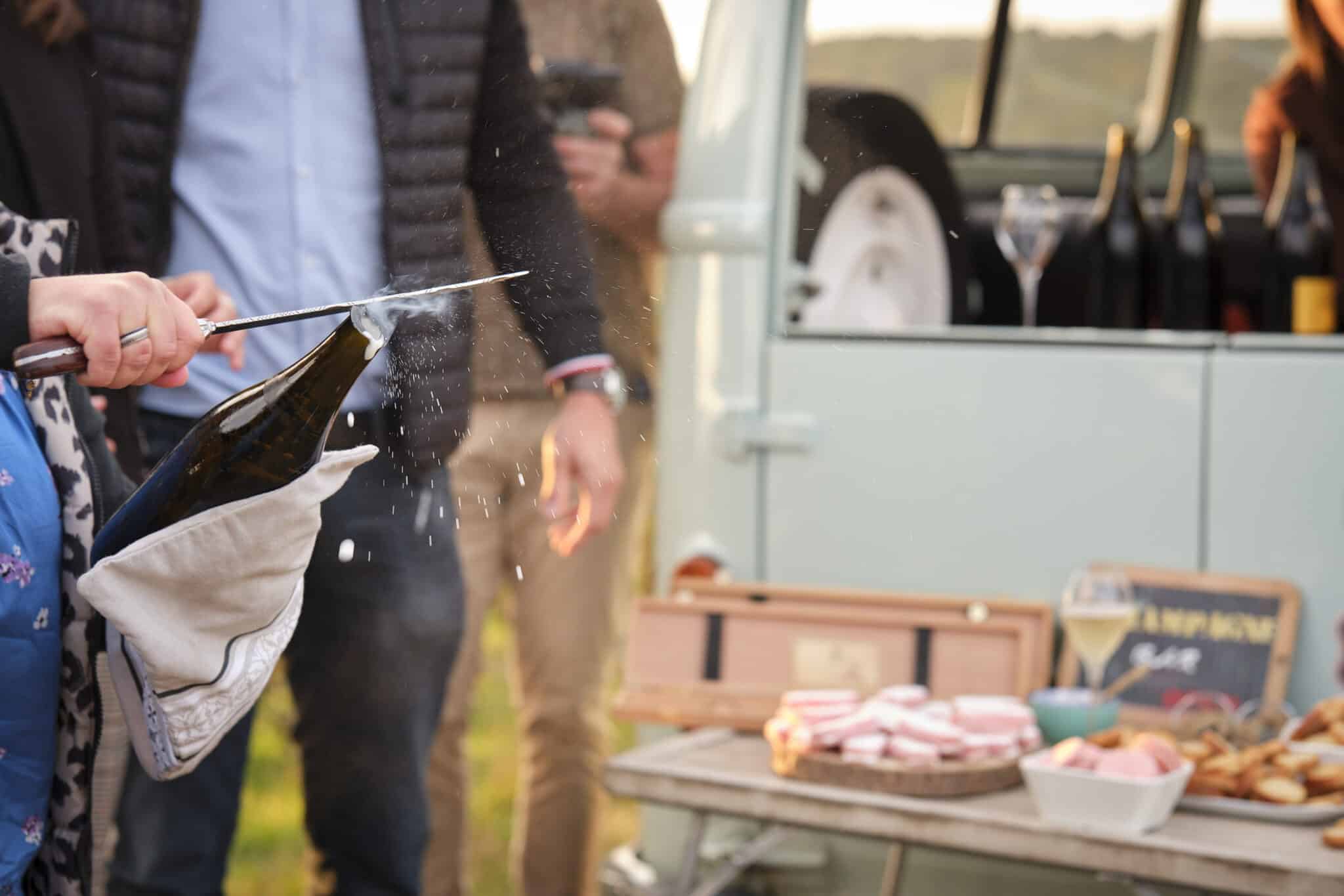 sabrage - crédit Alexandre Couvreux